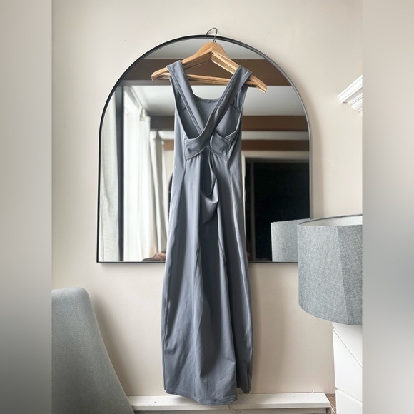 lululemon athletica Gray Midi Dress - Picture 4 of 5